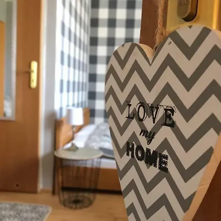 Skalskiego 7 Pensjonat *
