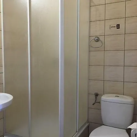 Skalskiego 7 Pensjonat *